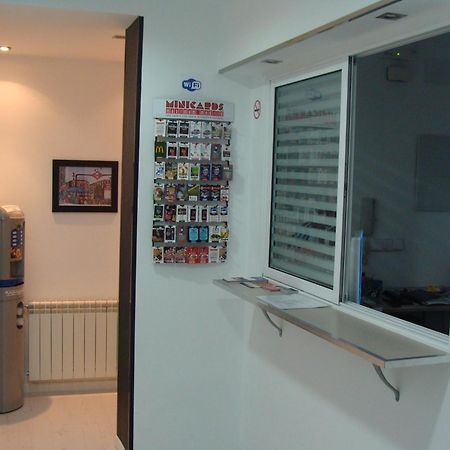 Hostal Jq Madrid 1 Exterior photo
