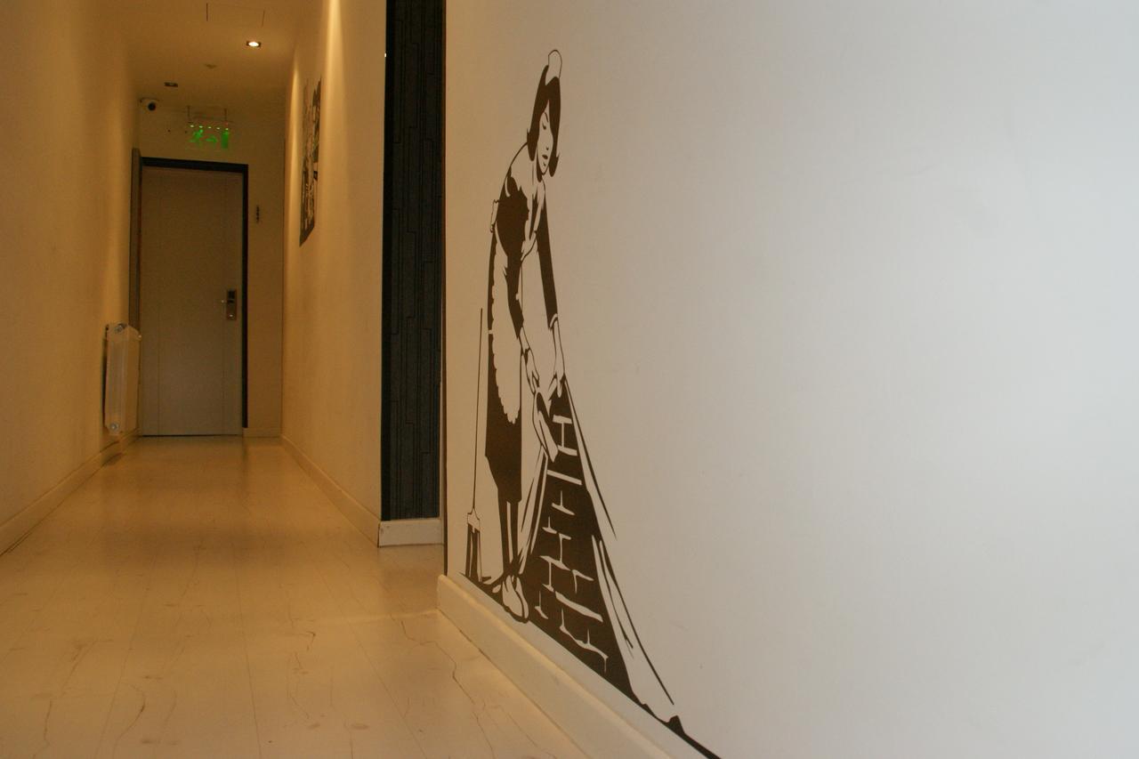 Hostal Jq Madrid 1 Exterior photo