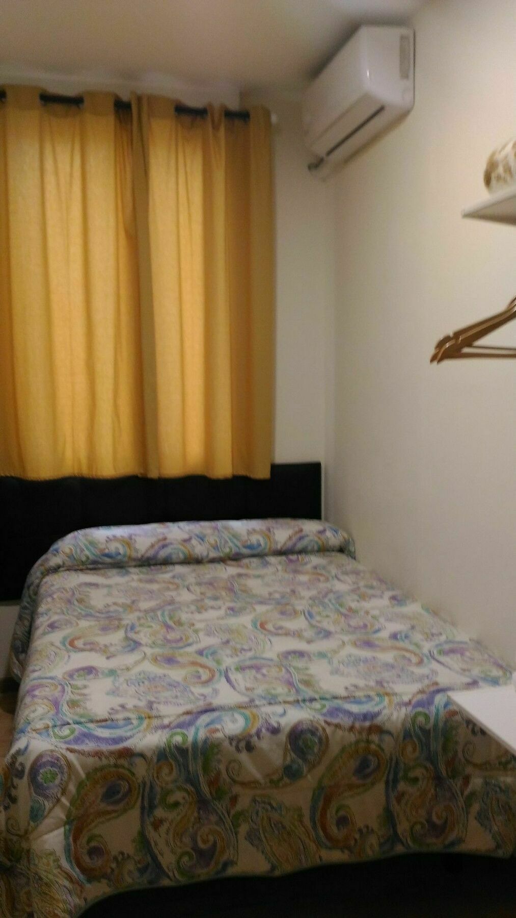 Hostal Jq Madrid 1 Exterior photo